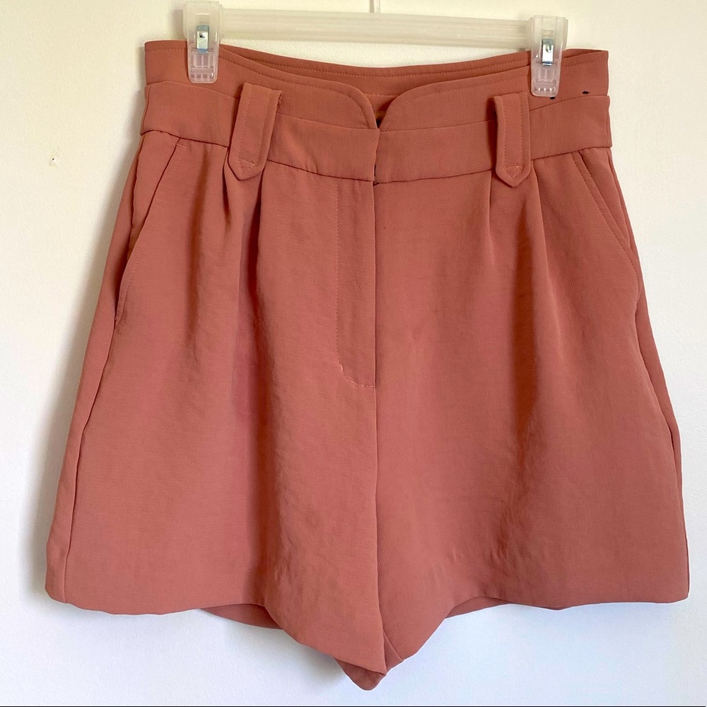 Express Women’s Dusty Rose Shorts with Two Side Pockets and Faux Back Pockets